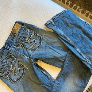 Women’s boot cut jeans, dark wash size 29 brand silver